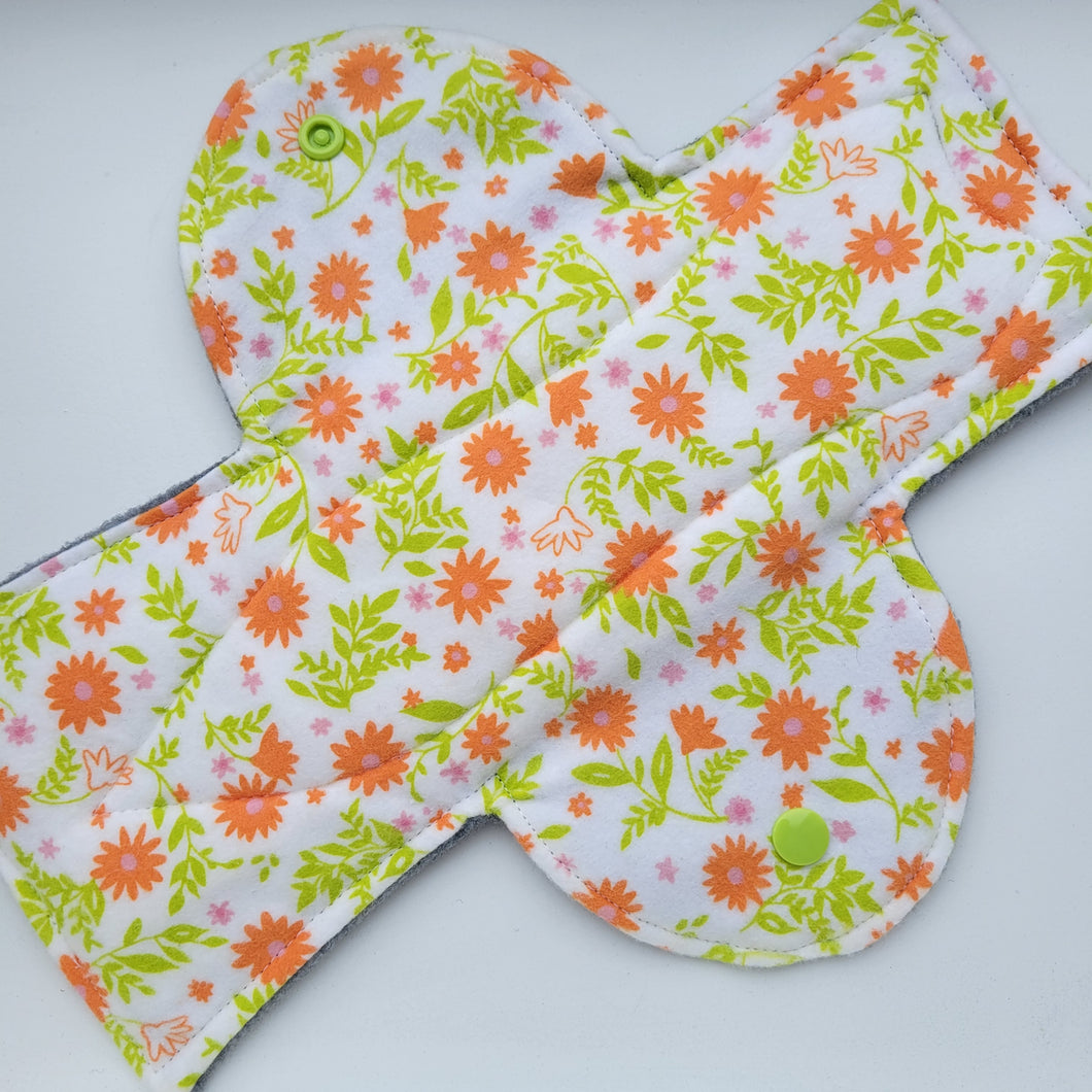 Spring Vines Overnight/Postpartum Pad